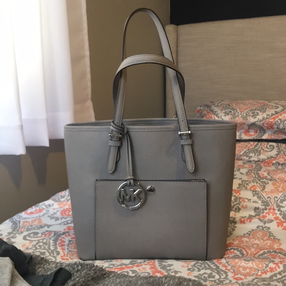 Micheal Kors Jet Set Tote